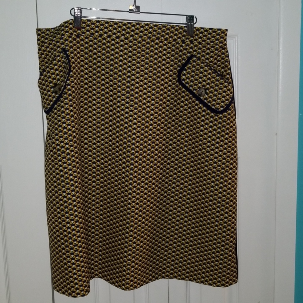 Yellow/Navy print skirt